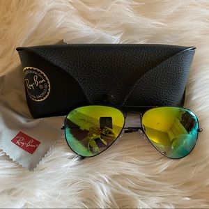 green gradient flash ray ban